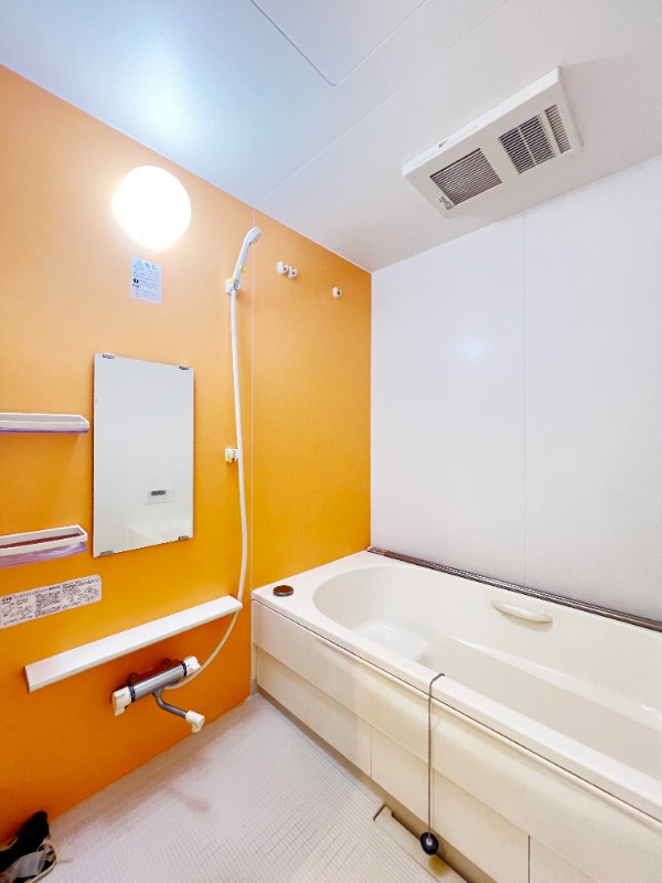 ��ʌ��z�J�s���C�N�^�E���Q���ڂ̃}���V�����̃o�X