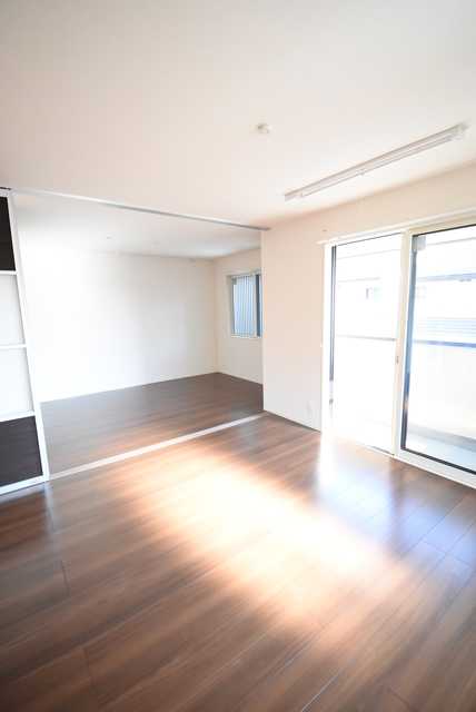 ��ʌ��������܎s���搼��{�S���ڂ̃A�p�[�g�̂��̑������E�X�y�[�X