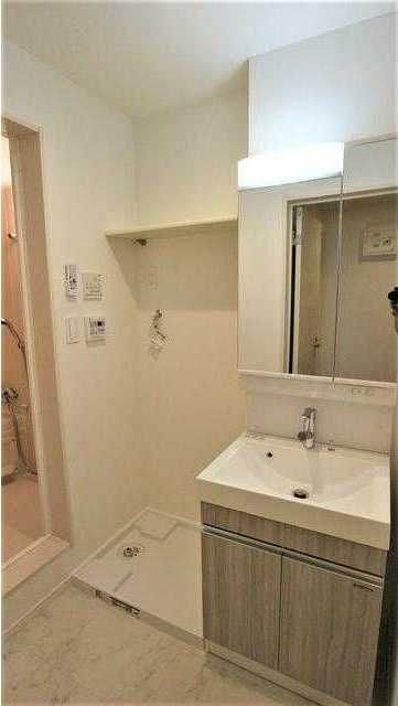 ��ʌ��@�c�s��P���ڂ̃A�p�[�g�̐��ʏ�