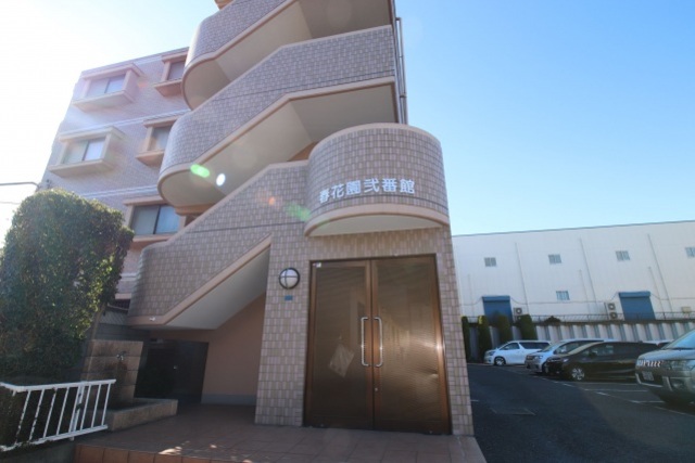 ��ʌ�����s�k����Q���ڂ̃}���V�����̌����O��