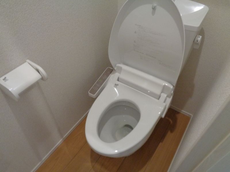 ��ʌ�����s�΋u�P���ڂ̃A�p�[�g�̃g�C��