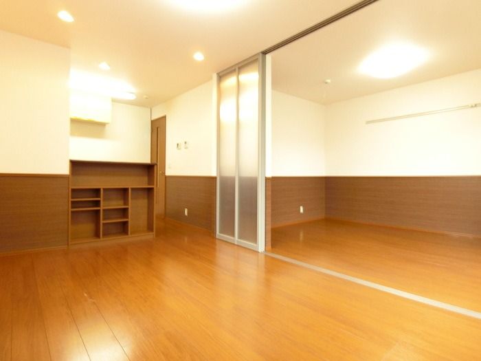 ��ʌ��������܎s��{��O���S���ڂ̃A�p�[�g�̋��ԁE���r���O