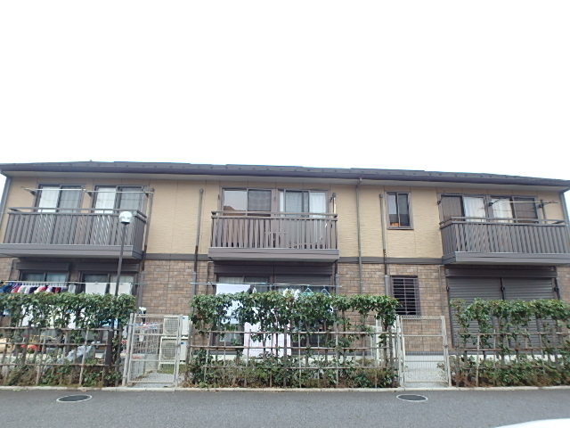 ��ʌ��������܎s��{��O���S����374�̃A�p�[�g�̌����O��