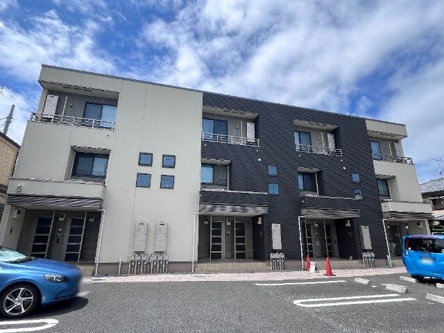 ��ʌ��@�c�s�n���S����105-2�̃A�p�[�g�̌����O��