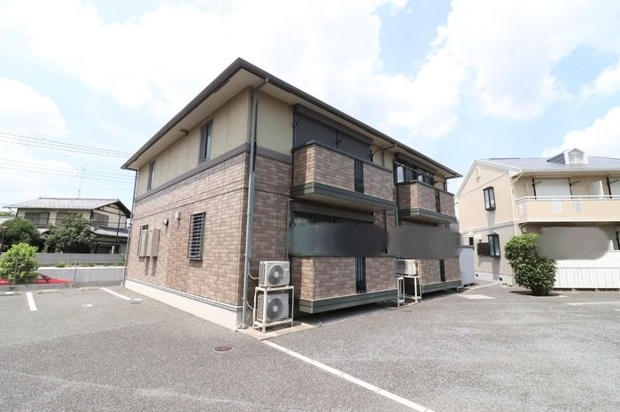 ��ʌ��������܎s�Y�a��{���T����15-3�̃A�p�[�g�̌����O��