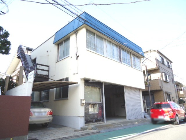 ��ʌ��������܎s��{���Ԓ��Q����101-2�̃}���V�����̌����O��