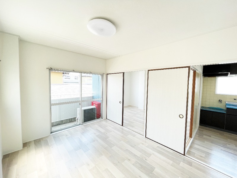 ��ʌ�����s�厚���s�̃}���V�����̋��ԁE���r���O