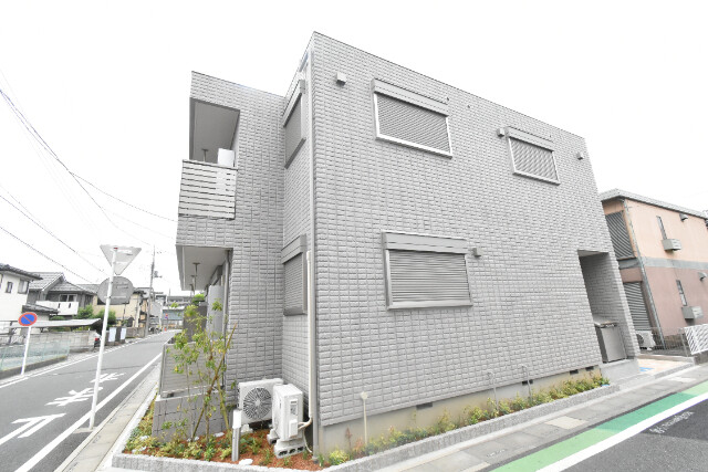 ��ʌ��������܎s�k��y�C���Q����71-6�̃}���V�����̌����O��