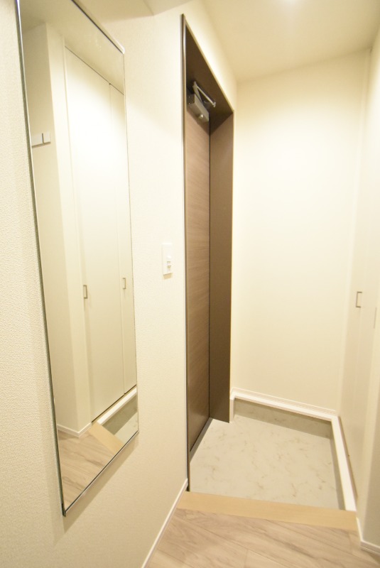 ��ʌ��������܎s�k��y�C���Q���ڂ̃}���V�����̌���