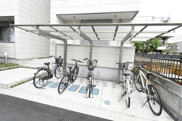 ��ʌ��������܎s��{��y�蒬�Q���ڂ̃}���V�����̂��̑�