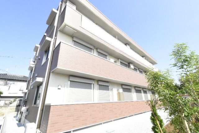 ��ʌ��������܎s����O���U����1585-1�̃A�p�[�g�̌����O��