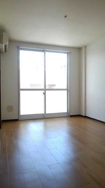 ��ʌ��@�c�s���V�h�Q���ڂ̃}���V�����̋��ԁE���r���O