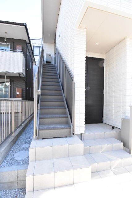 ��ʌ��z�J�s���]���Q���ڂ̃}���V�����̃G���g�����X