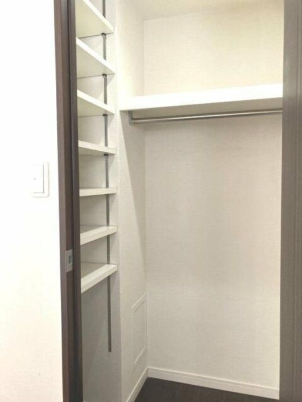 ��ʌ��������܎s�Y�a���ՂX���ڂ̃}���V�����̎��[