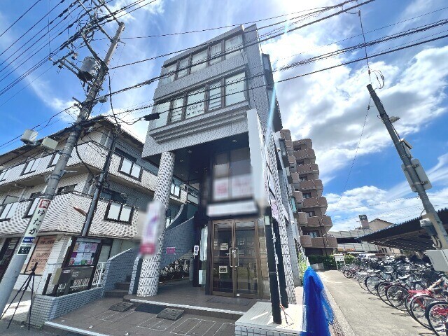 ��ʌ��������܎s�����擌��{�T���ڂ̃}���V�����̌����O��