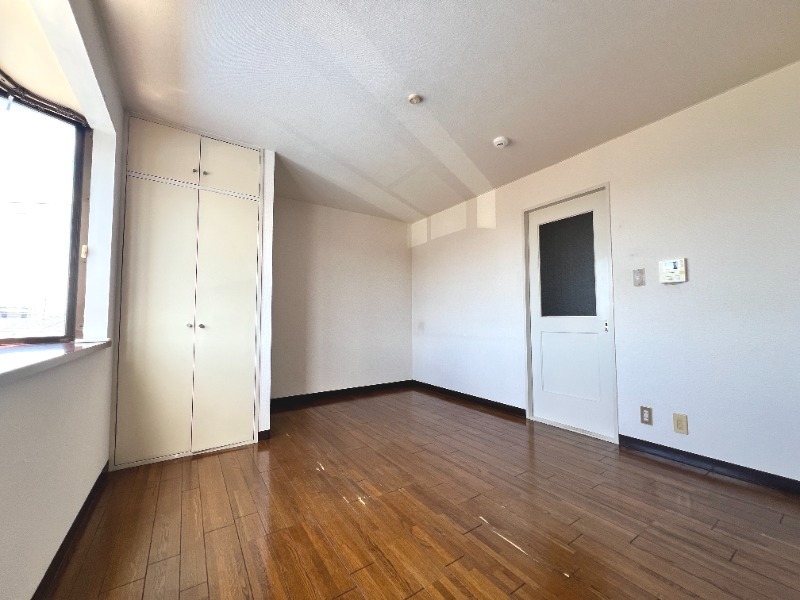 ��ʌ��������܎s�����擌��{�T���ڂ̃}���V�����̋��ԁE���r���O