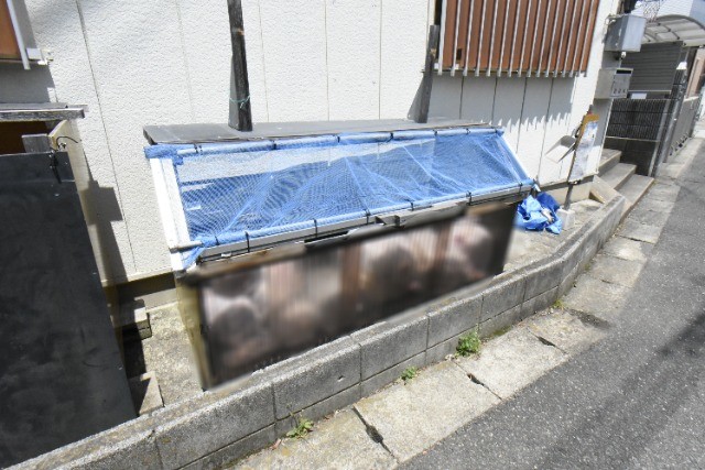 ��ʌ��������܎s������x�蒬�̃A�p�[�g�̂��̑�