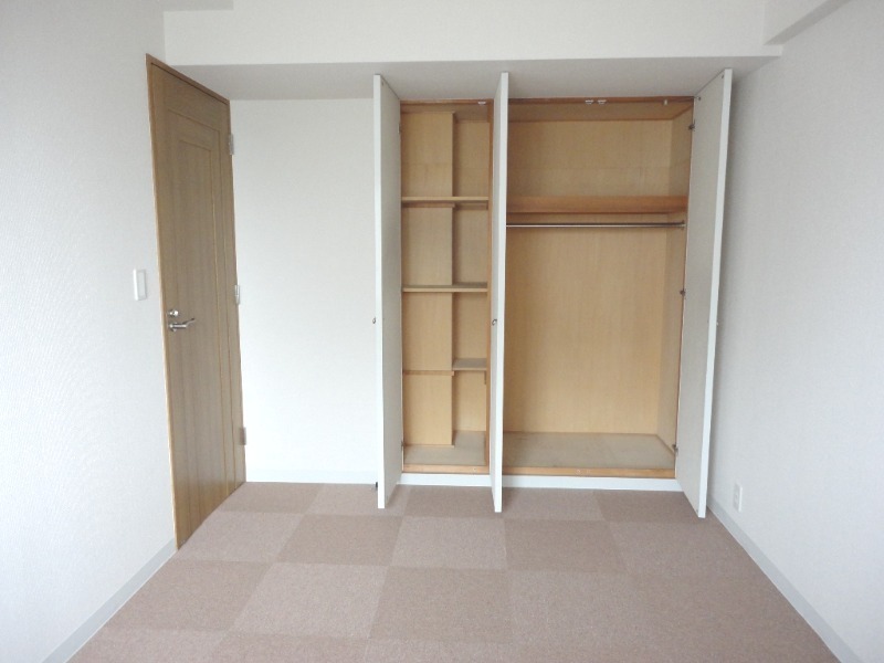 ��ʌ��������܎s�k����i���R���ڂ̃}���V�����̎��[