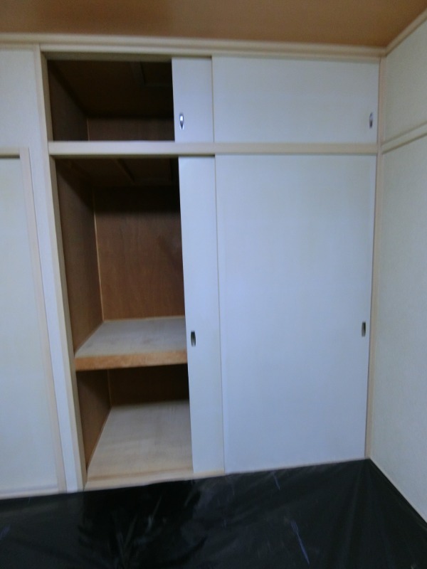 ��ʌ�����s�厚���s�̃A�p�[�g�̎��[