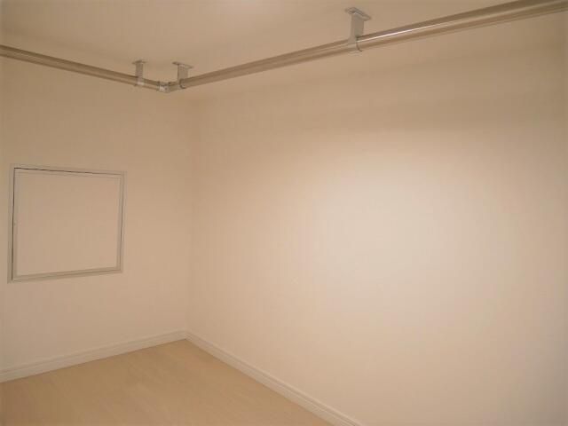 ��ʌ��������܎s������厚�V��̃A�p�[�g�̎��[