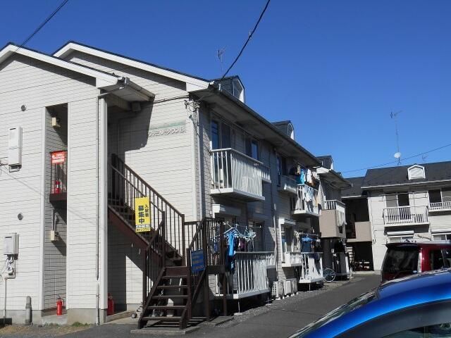 ��ʌ�����s�厚���s�̍��݂̃A�p�[�g�̌����O��