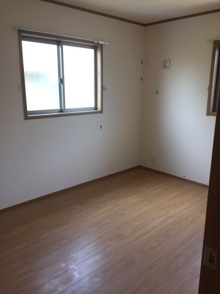 ��ʌ��������܎s�΋�厚�O���̃A�p�[�g�̂��̑������E�X�y�[�X