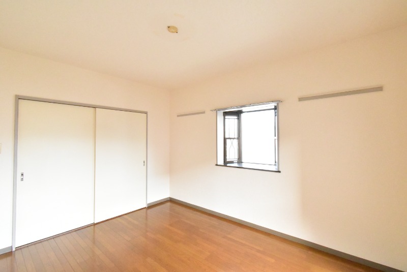 ��ʌ��������܎s�΋擌�Y�a�T���ڂ̃}���V�����̐Q��