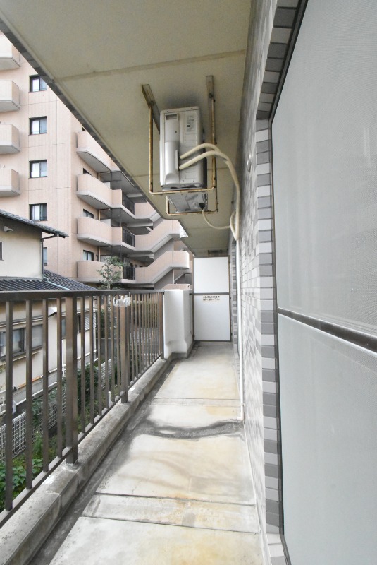 ��ʌ��������܎s�΋擌�Y�a�T���ڂ̃}���V�����̃o���R�j�[