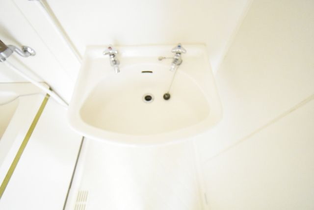 ��ʌ��@�c�s���V�h�T���ڂ̃A�p�[�g�̐��ʏ�