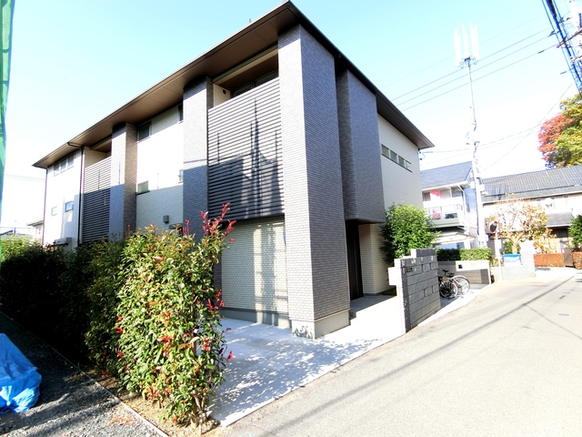 ��ʌ��������܎s��΋�{���Q���ڂ̃A�p�[�g�̌����O��