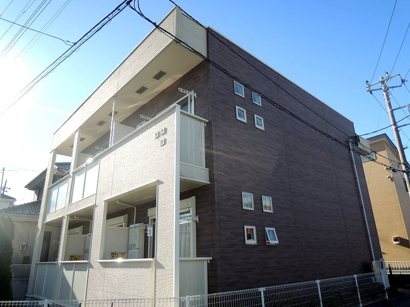 ��ʌ��k�����S�ɓޒ��h�S���ڂ̃A�p�[�g�̌����O��