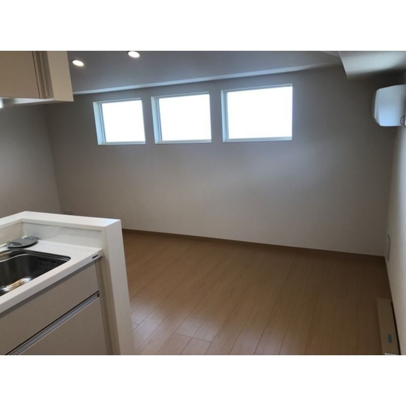 ��ʌ��������܎s��΋�{���Q���ڂ̃A�p�[�g�̂��̑������E�X�y�[�X