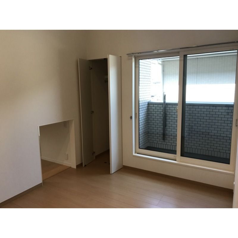 ��ʌ��������܎s��΋�{���Q���ڂ̃A�p�[�g�̂��̑������E�X�y�[�X