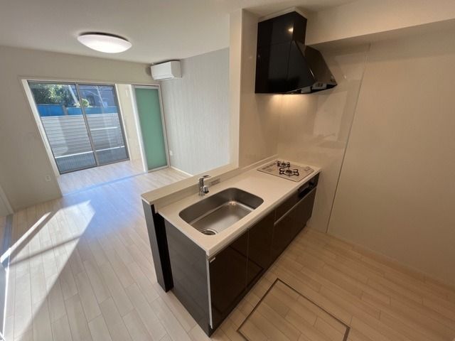 ��ʌ��������܎s�΋�厚�O���̃A�p�[�g�̃L�b�`��