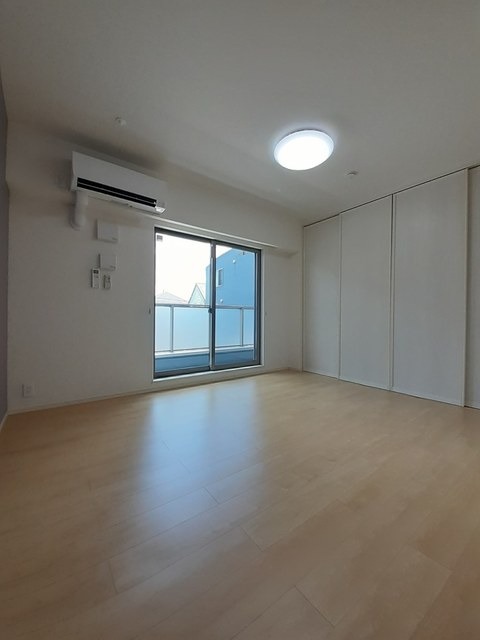 ��ʌ��������܎s����厚�_�c�̃A�p�[�g�̋��ԁE���r���O