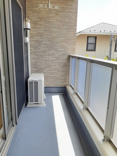 ��ʌ��������܎s����厚�_�c�̃A�p�[�g�̃o���R�j�[