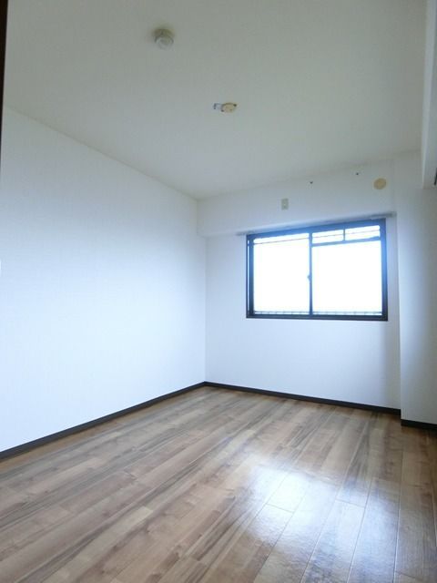 ��ʌ��������܎s��΋擌��΂T���ڂ̃}���V�����̂��̑������E�X�y�[�X