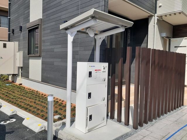 ��ʌ������s�V�P���̃A�p�[�g�̂��̑�