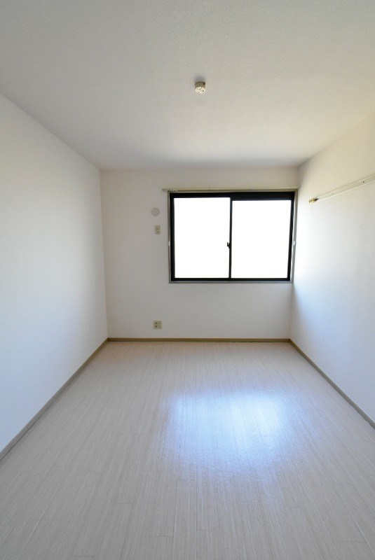 ��ʌ��������܎s����O���T���ڂ̃A�p�[�g�̂��̑������E�X�y�[�X