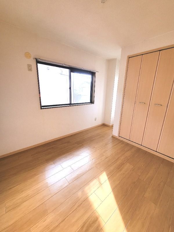 ��ʌ�����s�厚���J�̃A�p�[�g�̂��̑������E�X�y�[�X