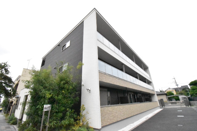 ��ʌ��������܎s�Y�a��k�Y�a�Q����3-4�̃A�p�[�g�̌����O��