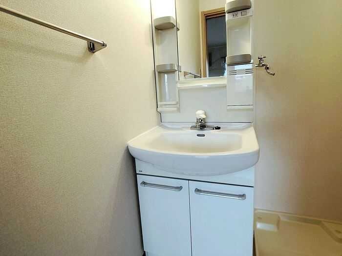 ��ʌ������s�����P���ڂ̃A�p�[�g�̐��ʏ�