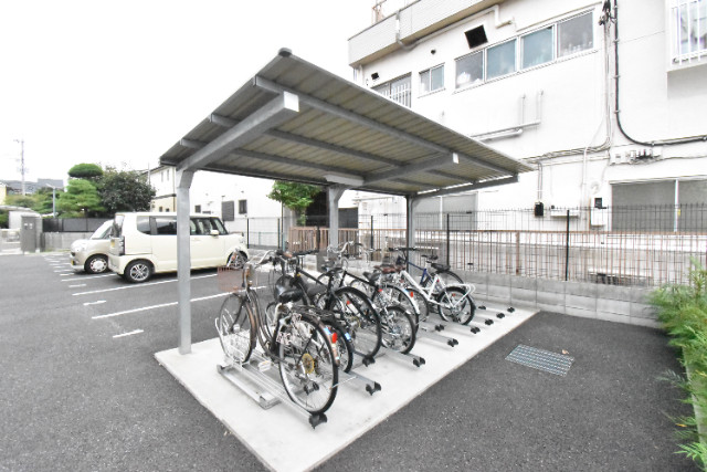 ��ʌ��������܎s�Y�a��k�Y�a�Q���ڂ̃A�p�[�g�̂��̑�