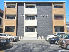 ��ʌ��������܎s�k��g�쒬�P����375-11�̃A�p�[�g�̌����O��