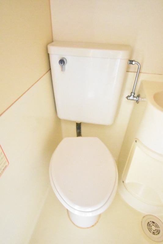 ��ʌ��������܎s��{��听���R���ڂ̃A�p�[�g�̃g�C��