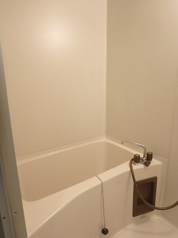 ��ʌ��������܎s��{��{���Q���ڂ̃}���V�����̃o�X