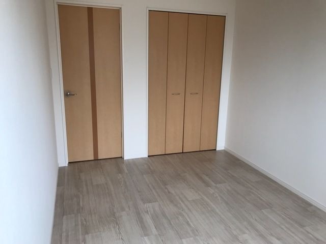 ��ʌ��������܎s�΋�厚��Ԗ؂̃A�p�[�g�̂��̑������E�X�y�[�X