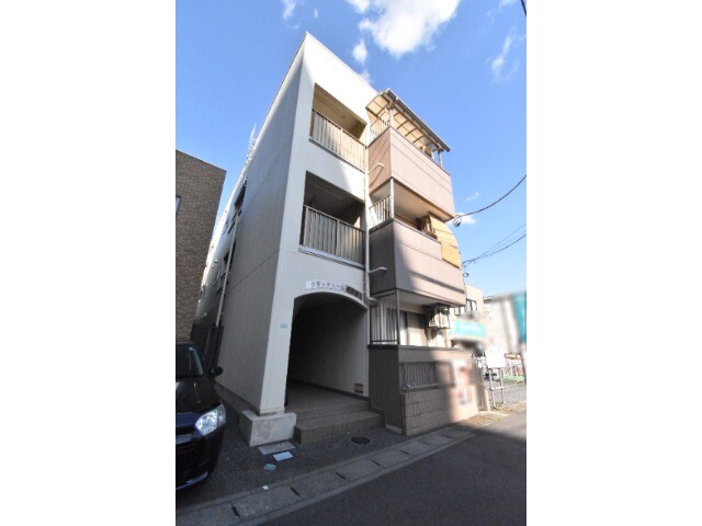 ��ʌ��������܎s�Y�a��j���J�R����6-3�̃}���V�����̌����O��