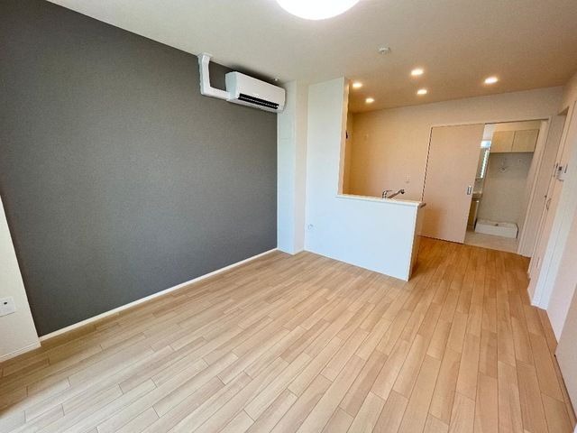 ��ʌ�����s�厚�����̃A�p�[�g�̋��ԁE���r���O