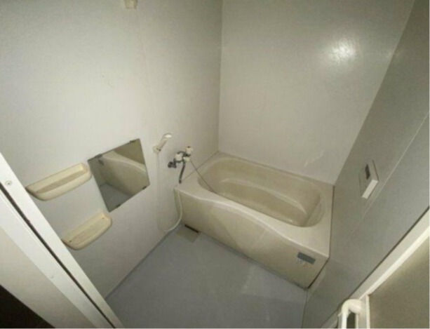 ��ʌ�����s�����P���ڂ̃}���V�����̃o�X